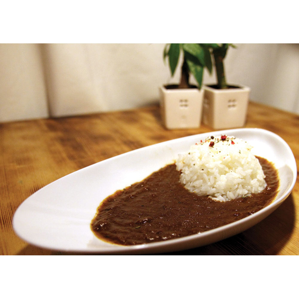 北海道 北十勝ファーム 短角牛カレー 180g×10袋 商品画像・盛り付け例